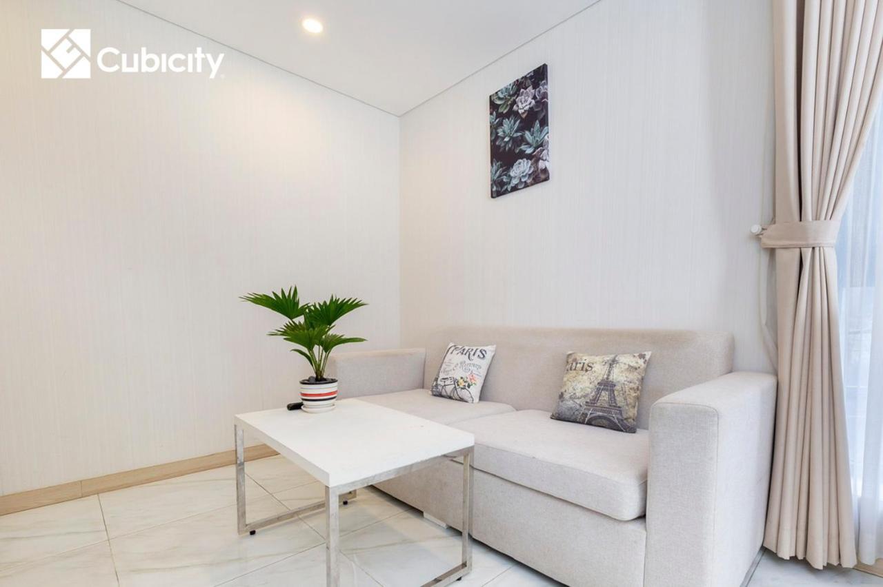 Cubicity Hidden House Apartment *