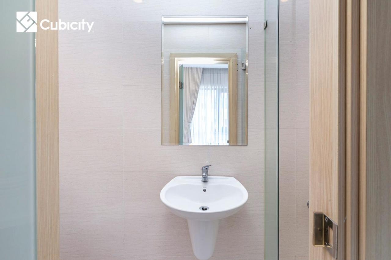 Cubicity Hidden House Apartment *